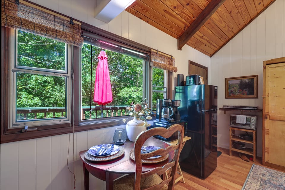 Tranquil Mtn Guest Suite Outside Morganton Apartment in North Carolina