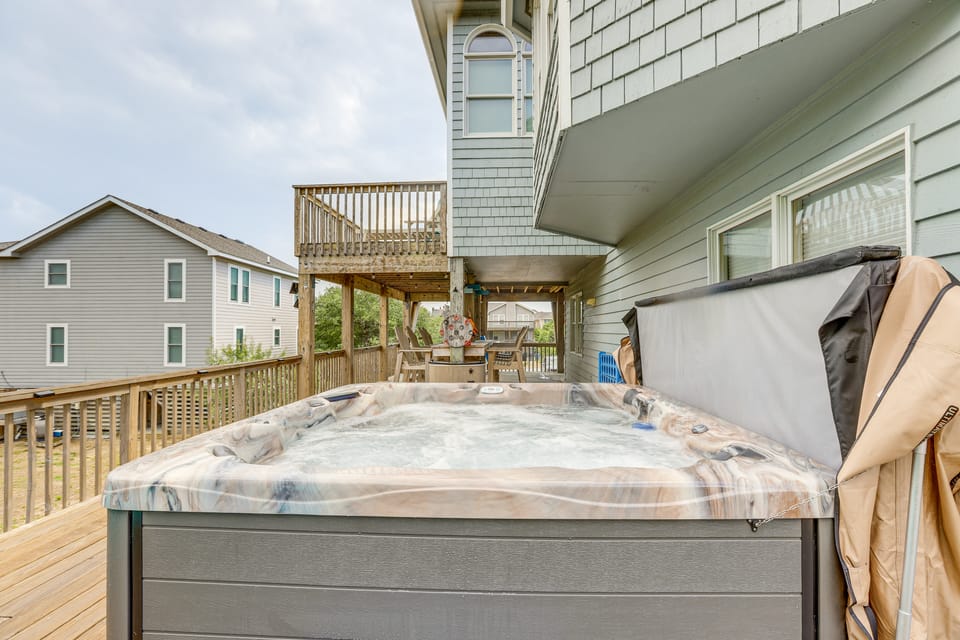 Walk to the Beach! 5BR Outer Banks Home House in Duck