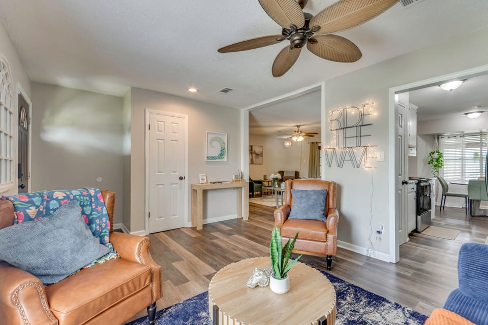 Screened Lanai! Pet-Friendly Haven in Pensacola House in Bellview