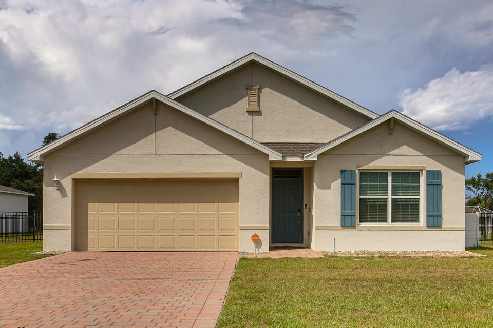 Lanai & Fenced Yard! Home 8 Mi to Charlotte Harbor House in Florida