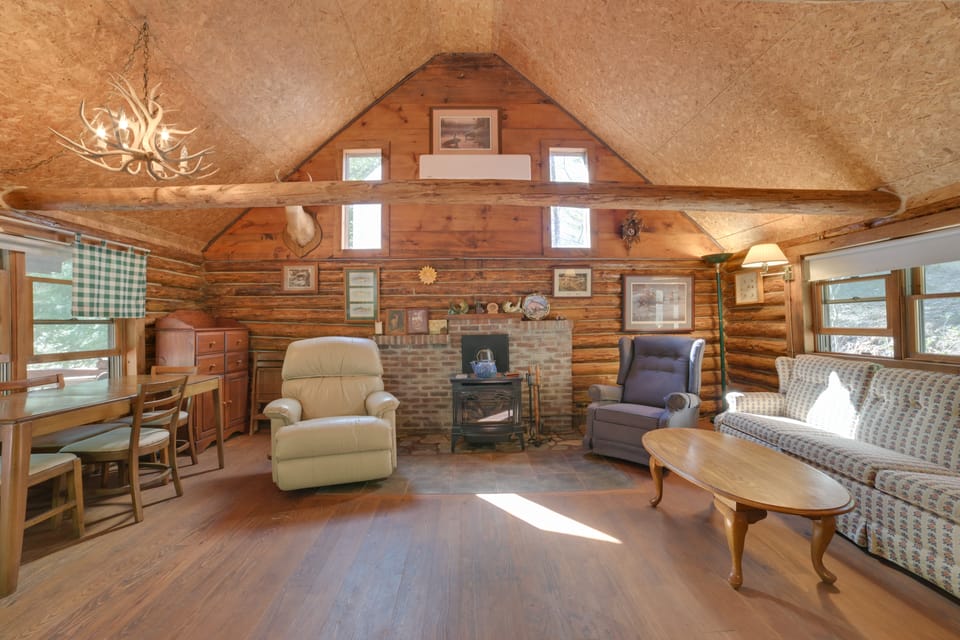 Private Sauna + Deck: Pigeon River Retreat! House in Michigan