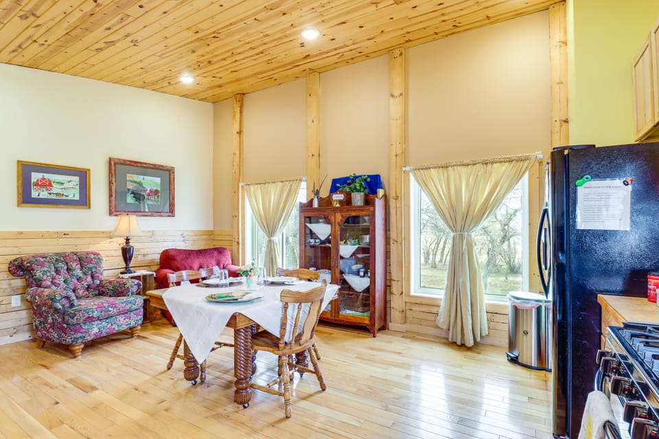 Peaceful Prairie Living! Rural Willow City Apt Apartment in North Dakota
