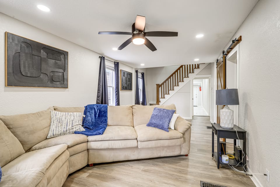 Game-Day Getaway Near Arrowhead Stadium & Casinos! House in Kansas City