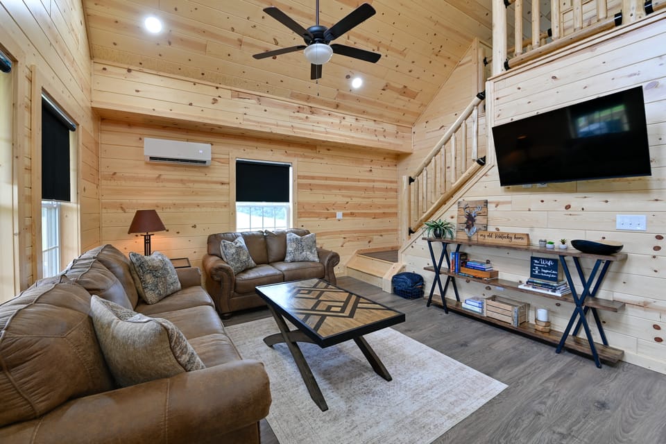 Pet-Friendly Home w/ Hot Tub & Yard in Willisburg! House in Indiana