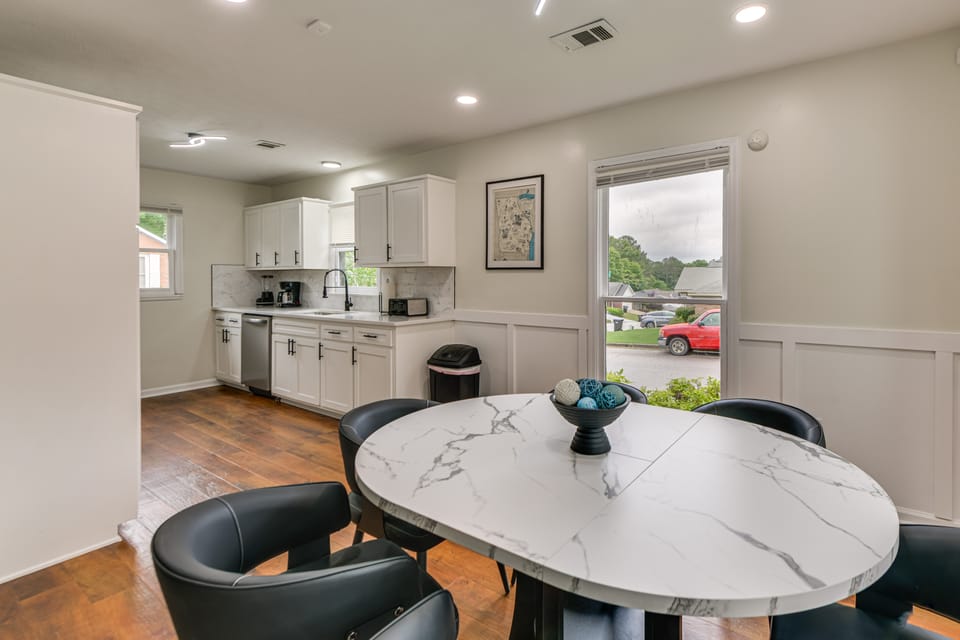 Easy Access to Dtwn & Fort Benning: Family Home House in Columbus