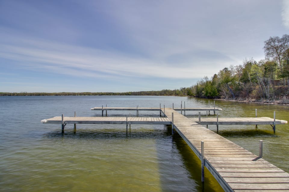 Birch Haven Resort Cabin w/ Deck: Boating On-Site House in Minnesota