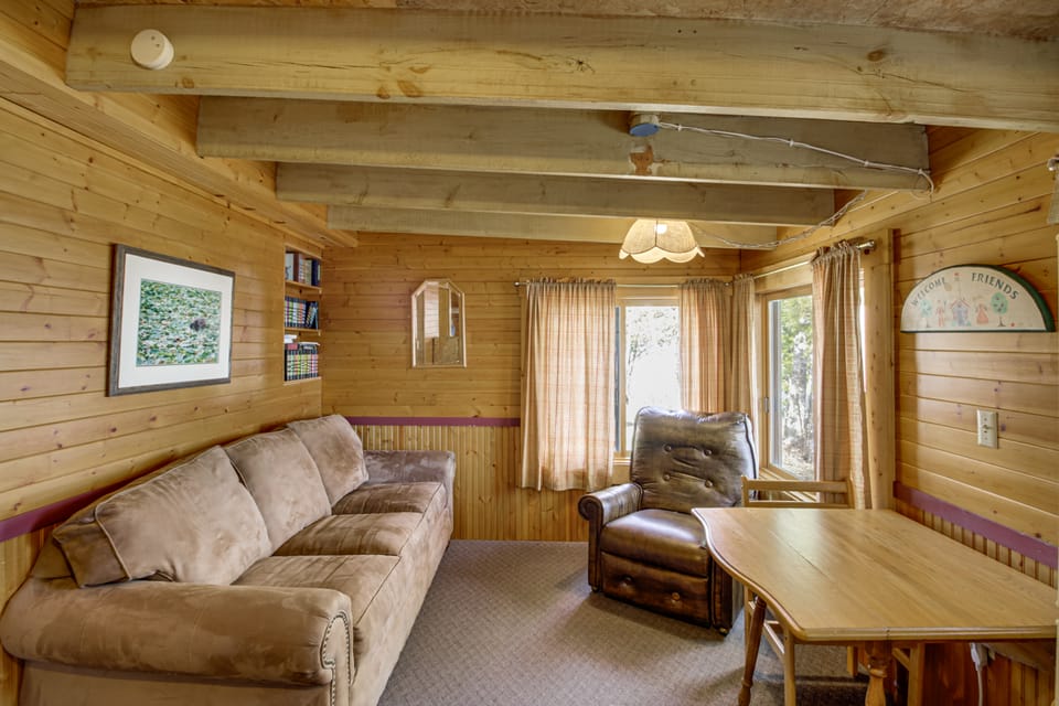 Cozy Lakefront Cabin at Birch Haven Resort! House in Minnesota