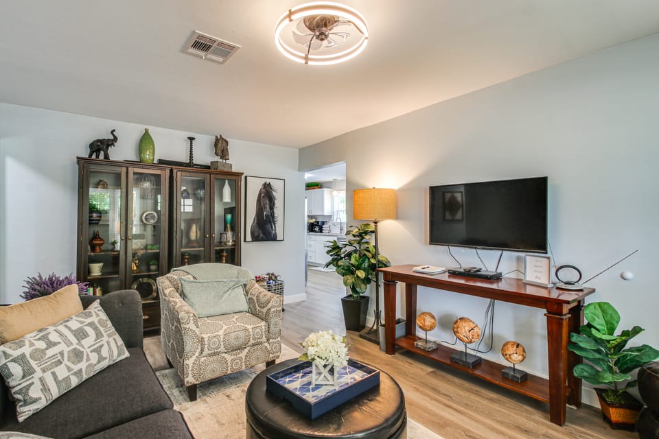 2 Mi to OKC Fairgrounds: Pet-Friendly Home w/ Yard House in Oklahoma City