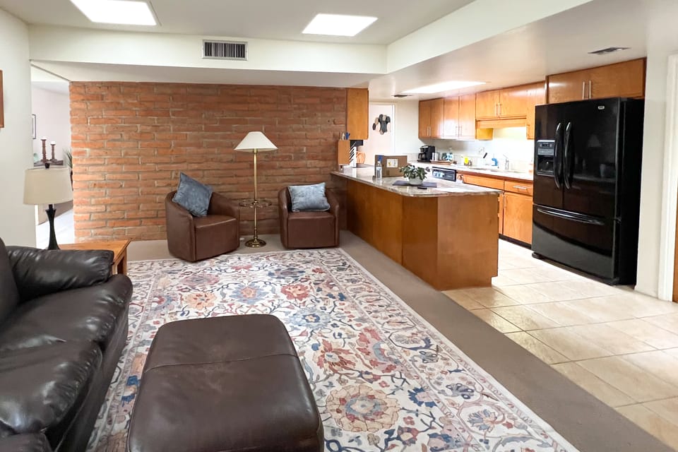 Mountain View! 55-Plus Green Valley Townhome Apartment in Sahuarita