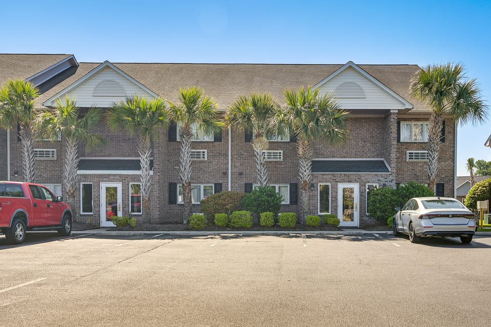 Patio & Water Views! Family Condo in Myrtle Beach Apartment in Surfside Beach