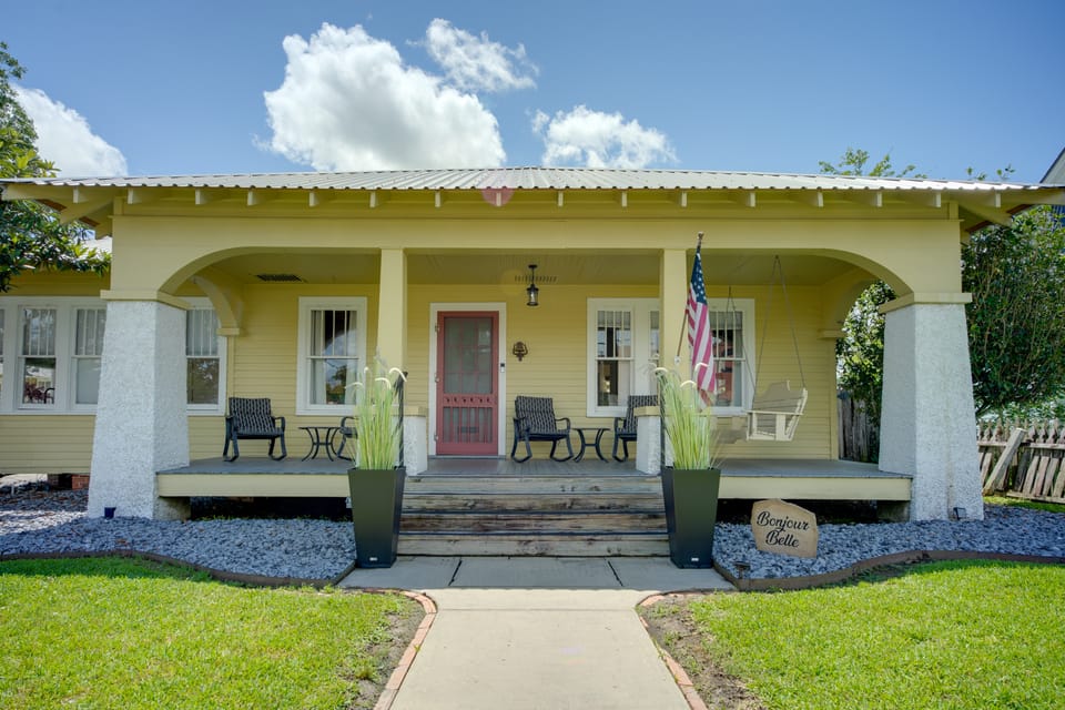 Pet-Friendly Historic Home: Downtown Breaux Bridge House in Breaux Bridge