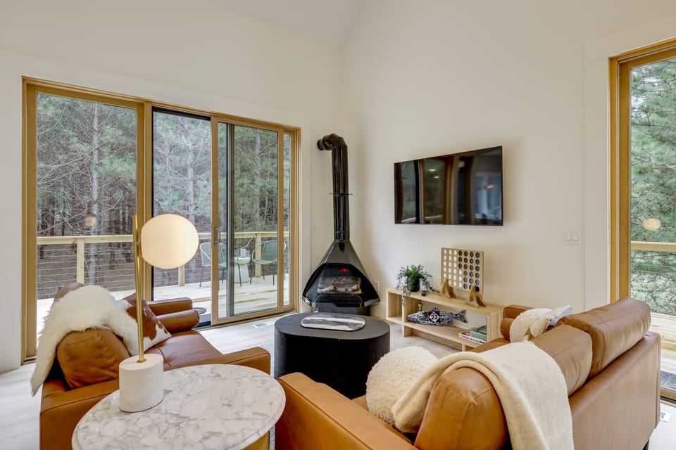 New Modern Scandinavian, Arcadia Golf | Frankfort! House in Michigan