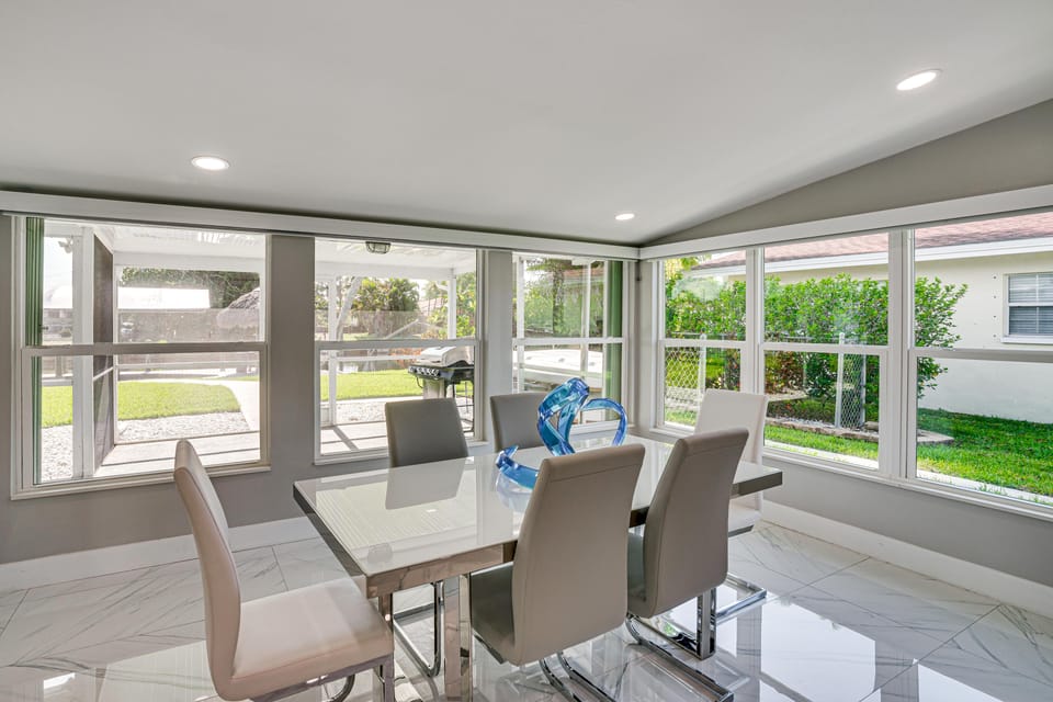 Waterfront Escape! Boater’s Paradise in Cape Coral House in Cape Coral