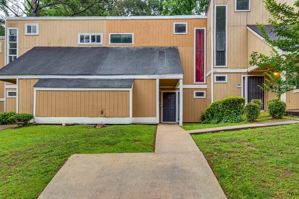 Private Patio w/ Seating! Decatur Home Apartment in Belvedere Park