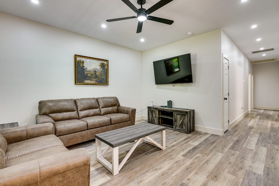 Pet-Friendly Outdoor Retreat Near Nolichucky River House in Banner Hill