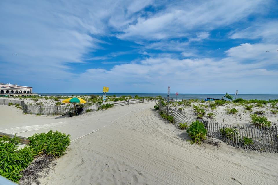 Walk to Boardwalk & Beach! Ocean City Studio Apartment in Ocean City