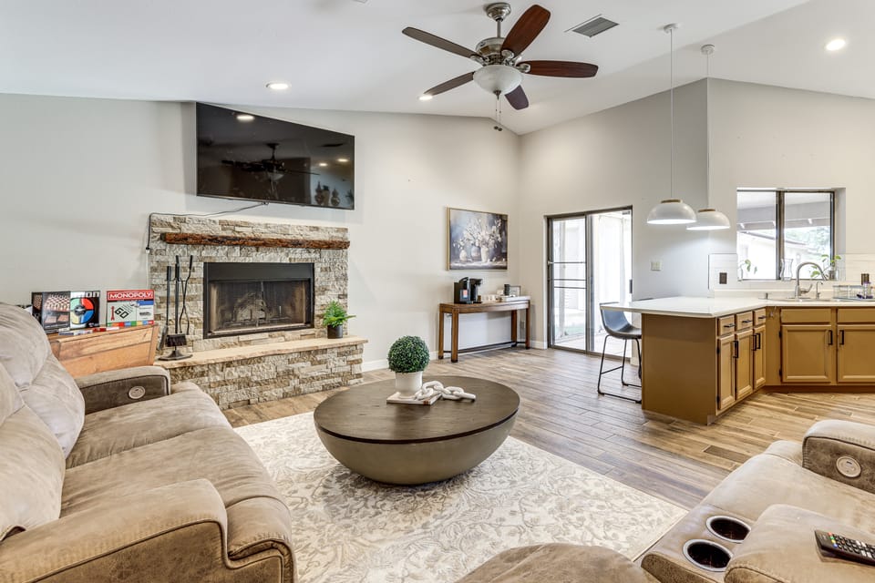 Family & Pet Friendly! Desert Oasis in Avondale House in Avondale