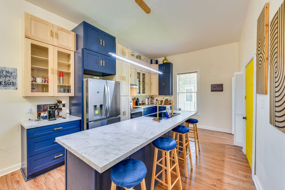 Walkable Gem in Historic Dtwn Cheraw! Group Ready House in South Carolina