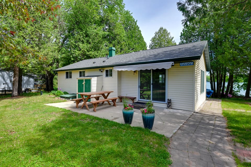 Waterfront Days, Fireside Nights! Lake Helen Haven House in Wisconsin