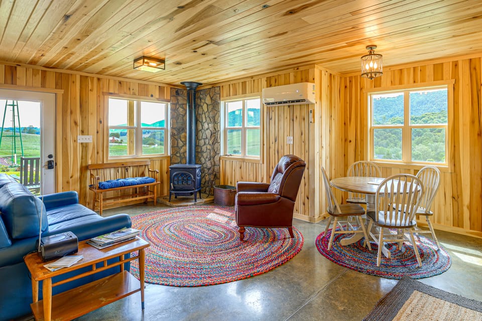 Pet-Friendly Home w/ Stunning Views in Sparta! House in North Carolina