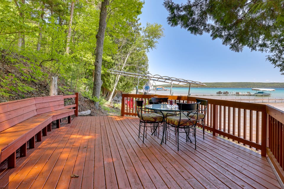 Glen Arbor Home w/ Glen Lake Access & Shared Dock! House in Glen Lake