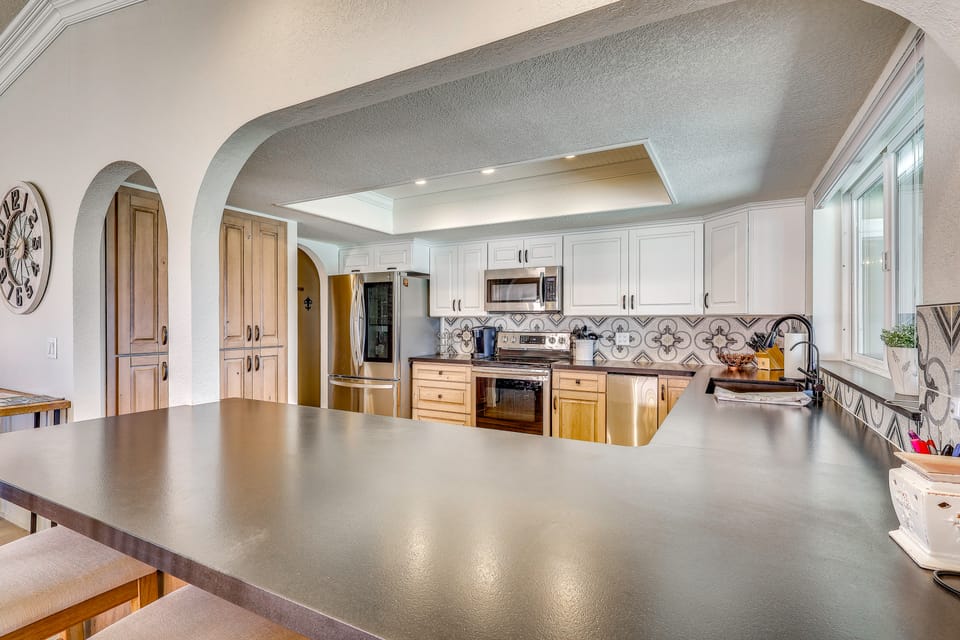 2 Mi to Windsor Boat Launch! Lake-View Escape House in Lake Havasu City