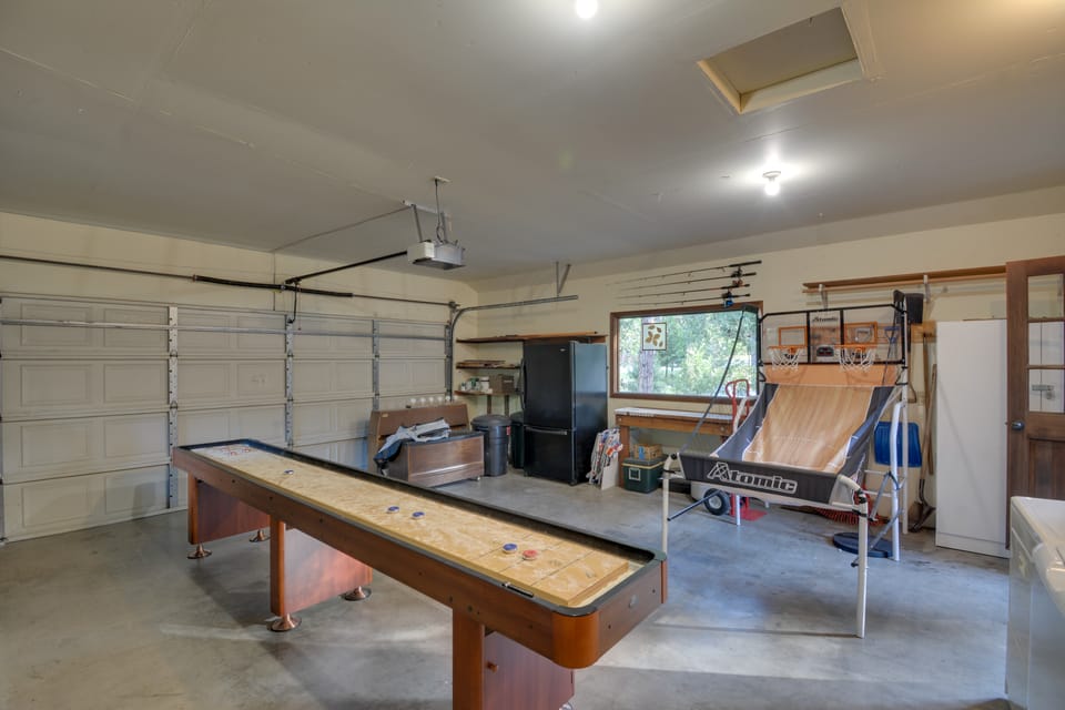 Modern Arnold Escape | Game Room and BBQ Deck House in Arnold