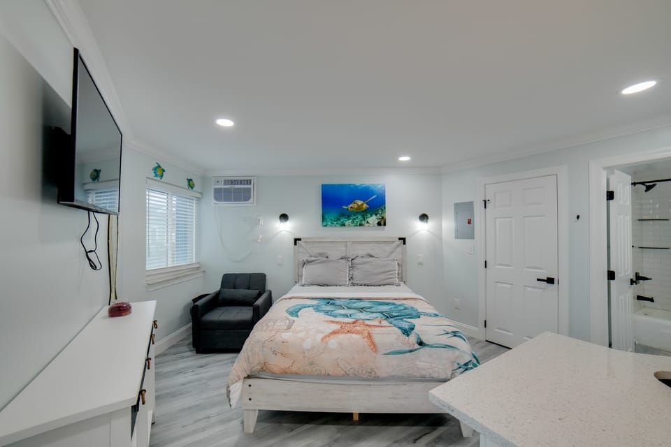 2 Block to Beach & Boardwalk! Wildwood Studio Apartment in Wildwood