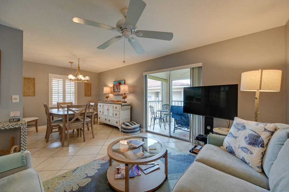 Golf On-Site! Extended Stay 4 Mi to Dtwn Naples Apartment in East Naples