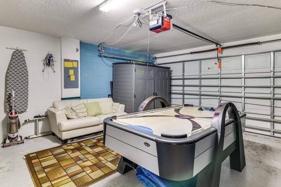 Private Pool! Family-Friendly Southern Dunes Home House in Haines City