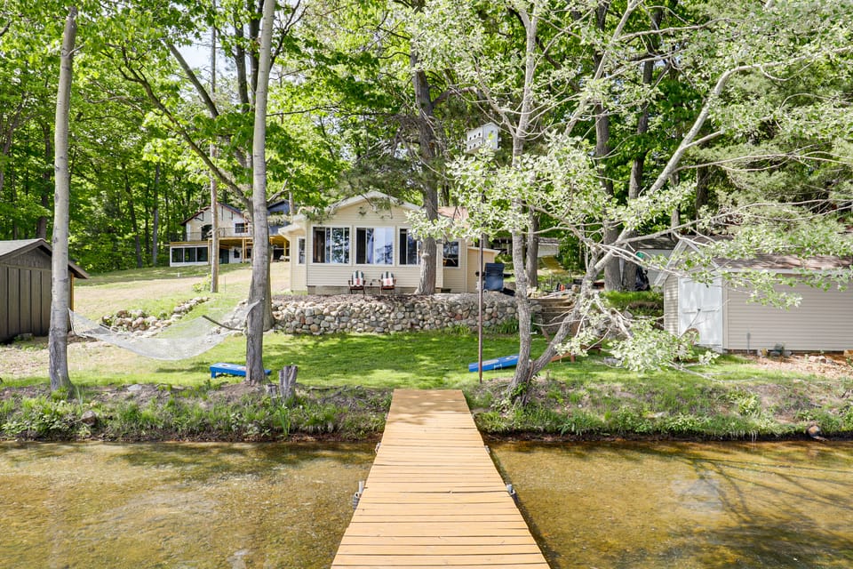 Boat, Fish, Relax! Crescent Lake Retreat w/ Dock House in Wisconsin