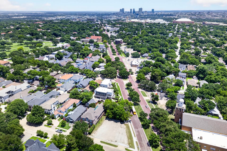 'The Bowie Bungalow' in Fort Worth! House in Fort Worth