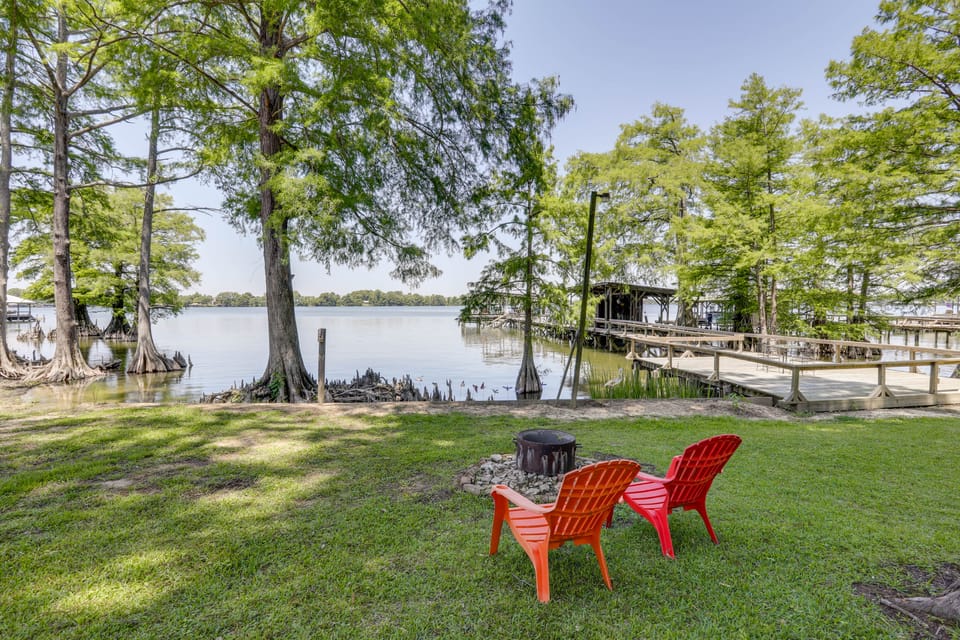 Tons of Fun at 'Camp Flamingo' on Lake Bruin! House in Mississippi