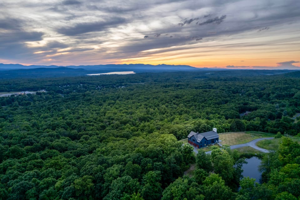 Luxe Mountain Getaway on Private Rd Near Rhinebeck House in Hudson Valley