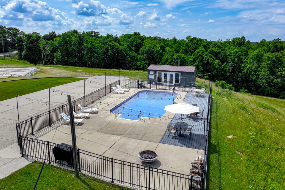 Great for Groups! Corinth Gem w/ Game Room & Pool House in Ohio