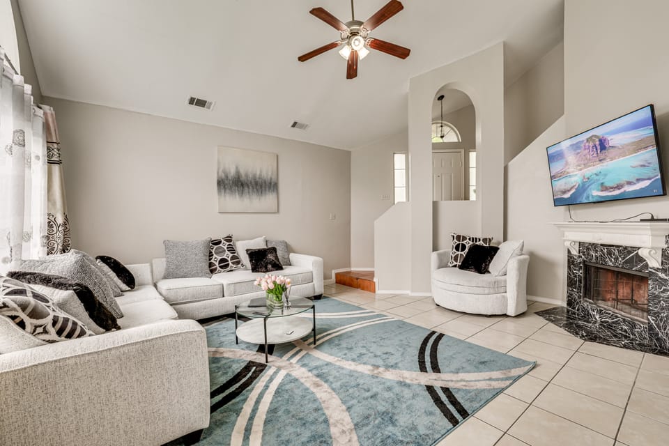 Great for Families! Garland Getaway w/ Yard & Deck House in Garland
