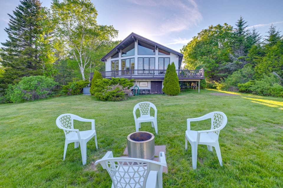 Stunning Views! Quiet Oceanfront Home in Jonesport House in Jonesport
