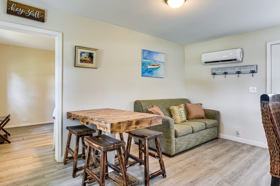 Walk to Bay! Retreat Near Beaches & Tyndall AFB House in Bay County