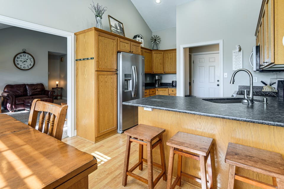 Gateway to Yellowstone & Tetons! Home w/ Backyard House in Idaho Falls