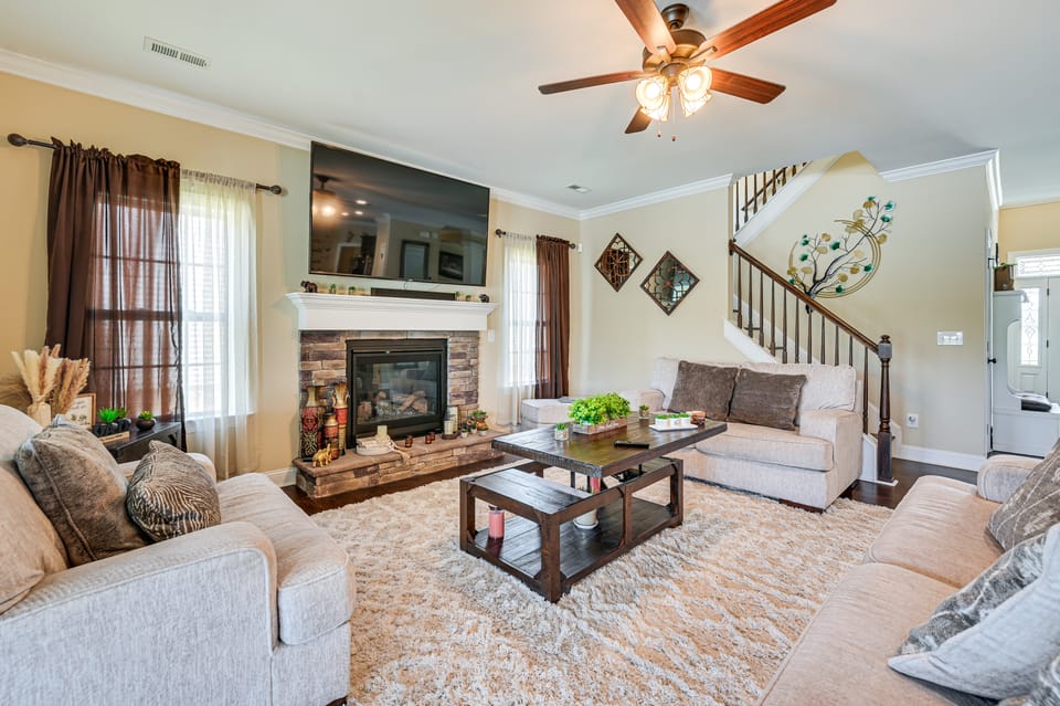 6 Mi to Medical District: Spacious Winterville Gem House in Greenville