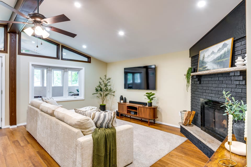 Poconos Family Retreat w/ Fire Pit & Sunroom! House in Coolbaugh Township