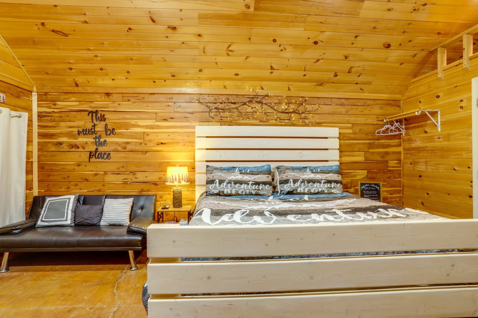 Close to Blanchard Caverns! Nature-Centric Cabin Apartment in Arkansas