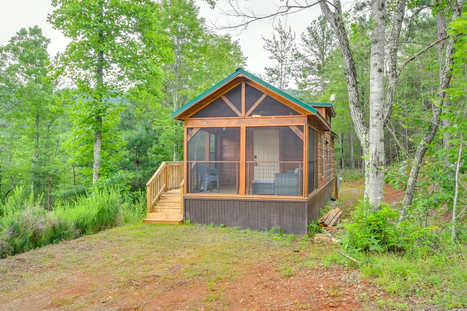 Hunt & Fish Nearby! Peaceful & Remote Bostic Cabin House in Tennessee