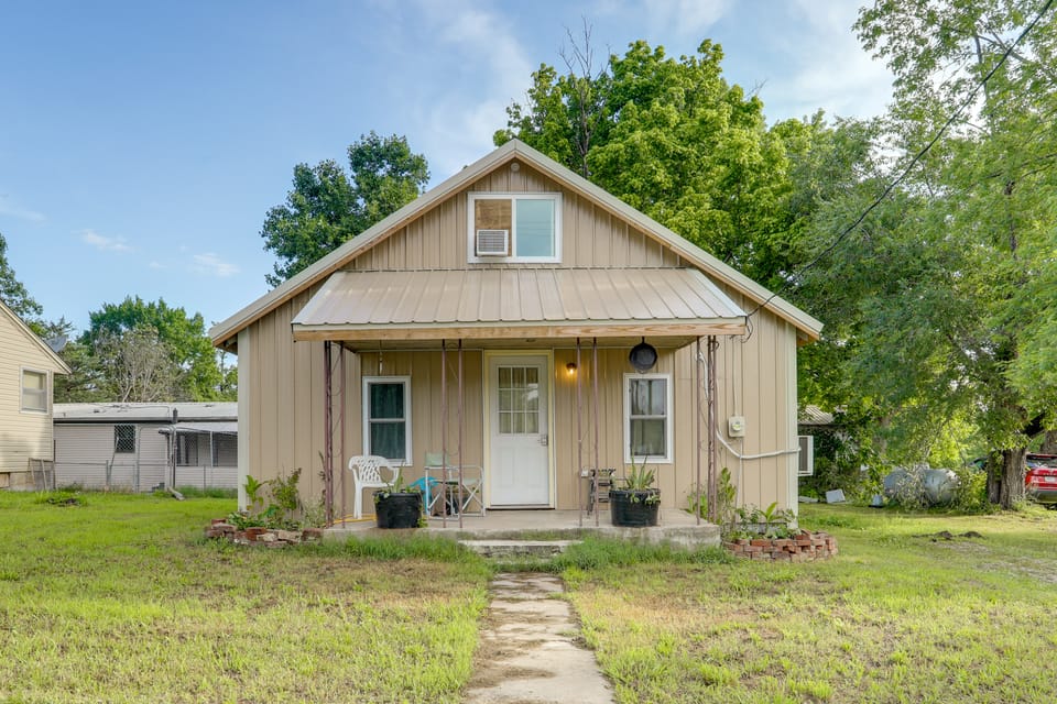 Home Near Eleven Point River & Nat'l Forest! House in Current River