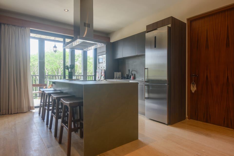 Resort Living in Tulum! Walkable Downtown Condo Apartment in Tulum