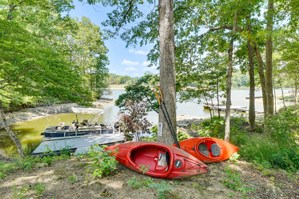 Roxboro Lake Family Retreat and Spa House in North Carolina