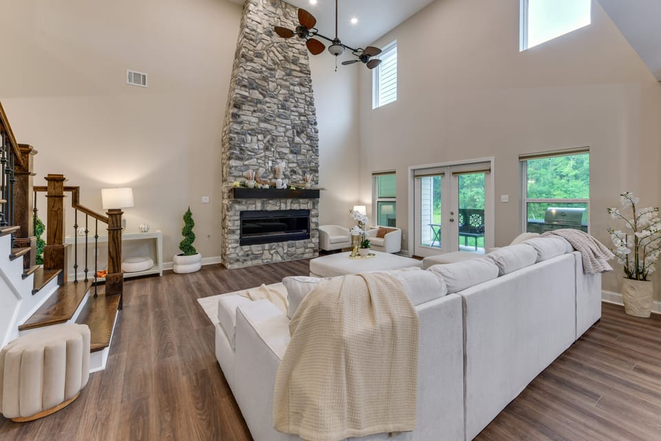 On Several Acres! Luxury Home in Prairieville House in Mississippi