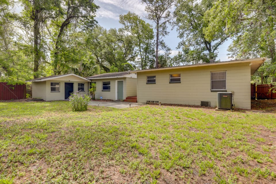 Explore JAX! Convenient Family Home w/ Backyard House in Jacksonville