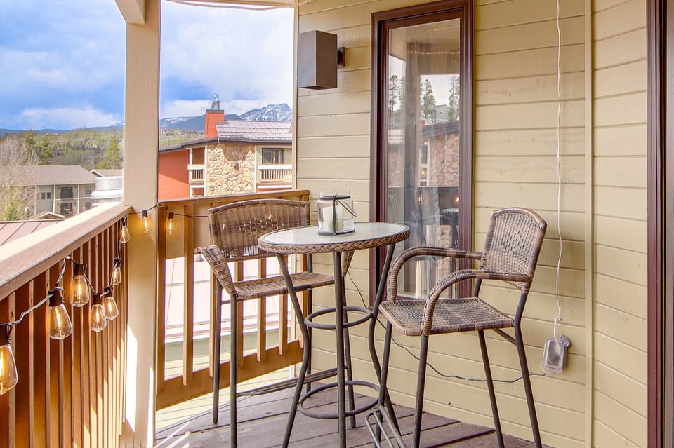 Steps to Dtwn! Resort-Style Winter Park Getaway Apartment in Fraser