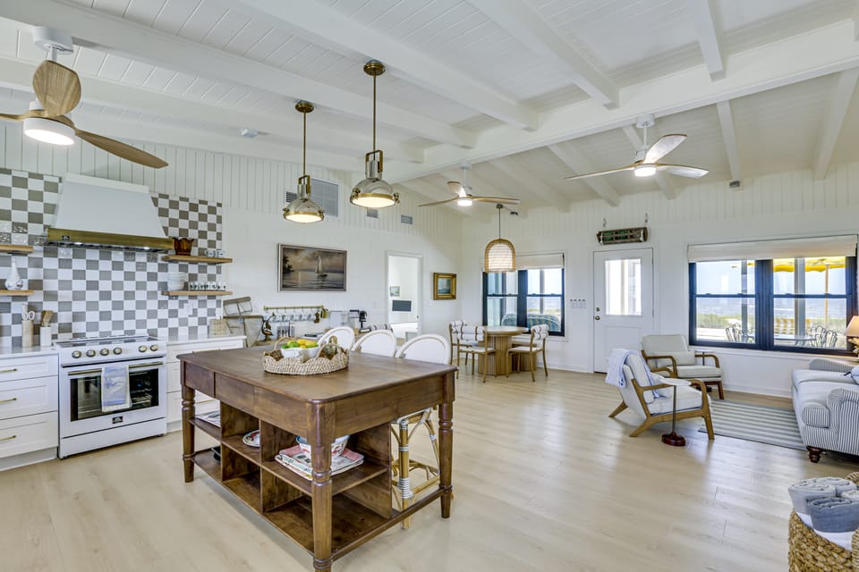 Casa Del Mare | Beach to Bay on Alligator Point House in Florida
